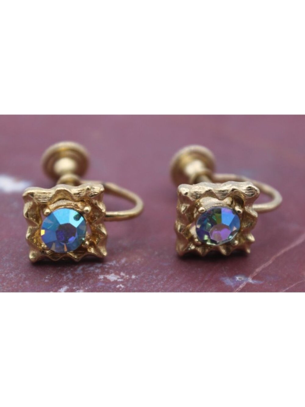 Iridescent Rhinestone Aurora Borealis Screw‑Back Earrings Gold Tone Mid‑Century
